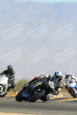 media/Oct-20-2024-CVMA (Sun) [[d4a3dff211]]/Race 9-Formulw LW Twins SHOOTOUT/